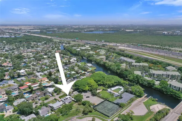 2531 Whale Harbor Ln, Fort Lauderdale, FL 33312