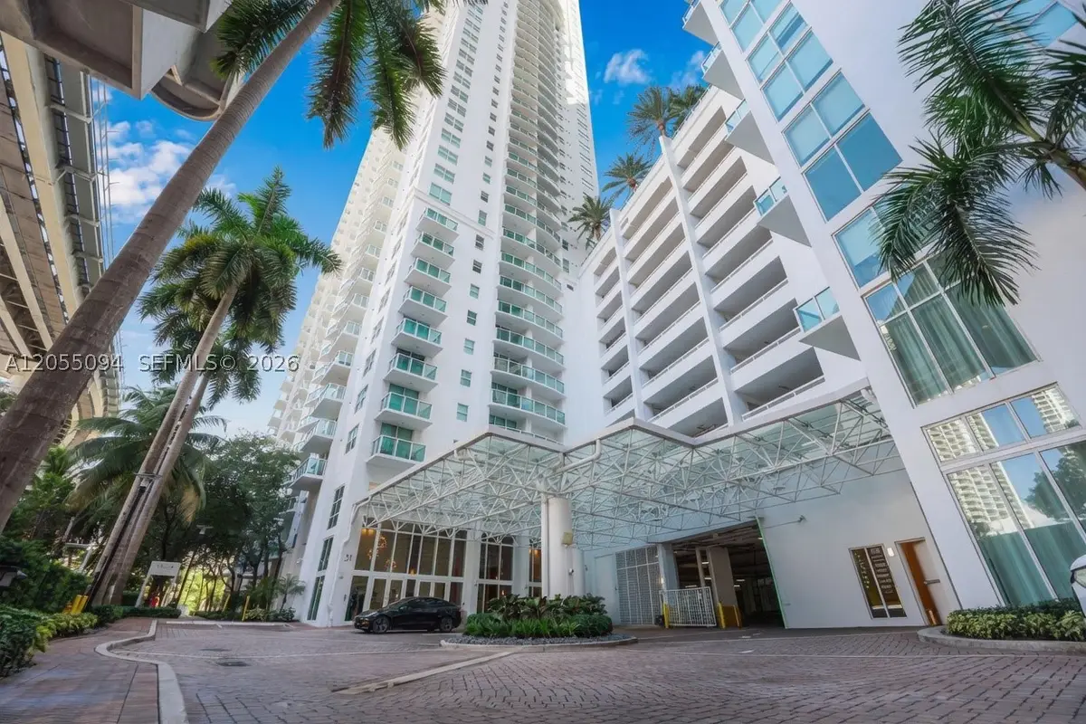 31 SE 5th St #3712, Miami, FL 33131 - #1