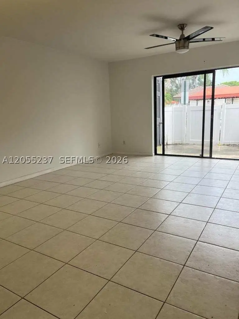 11622 NW 11th St, Pembroke Pines, FL 33026 - #1