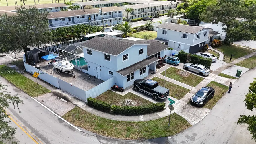 7400 NW 1st Ct, Pembroke Pines, FL 33024 - #2