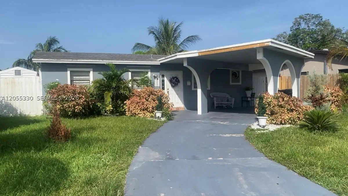 6260 Kimberly Blvd, North Lauderdale, FL 33068 - #1