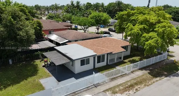 5325 SW 22nd St, West Park, FL 33023