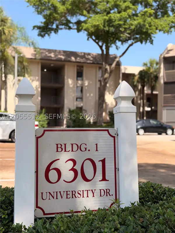 6301 N University Dr #217, Tamarac, FL 33321