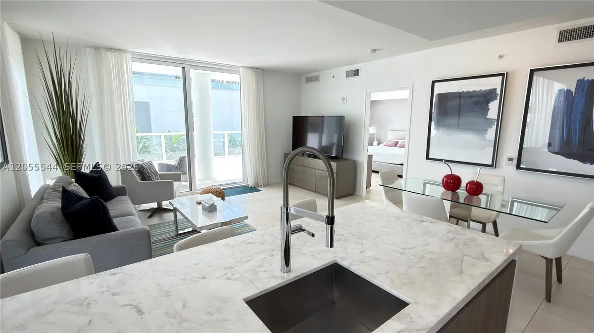 401 N Birch Rd #415, Fort Lauderdale, FL 33304 - #1