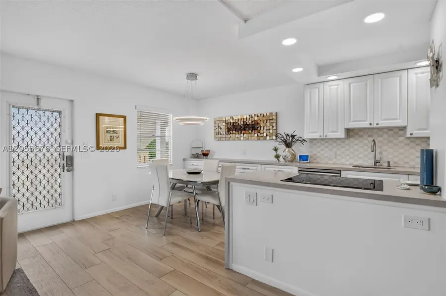 3052 Guildford C #3052, Boca Raton, FL 33434 - #3