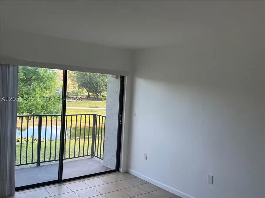 7195 NW 179th St #211, Hialeah, FL 33015 - #2