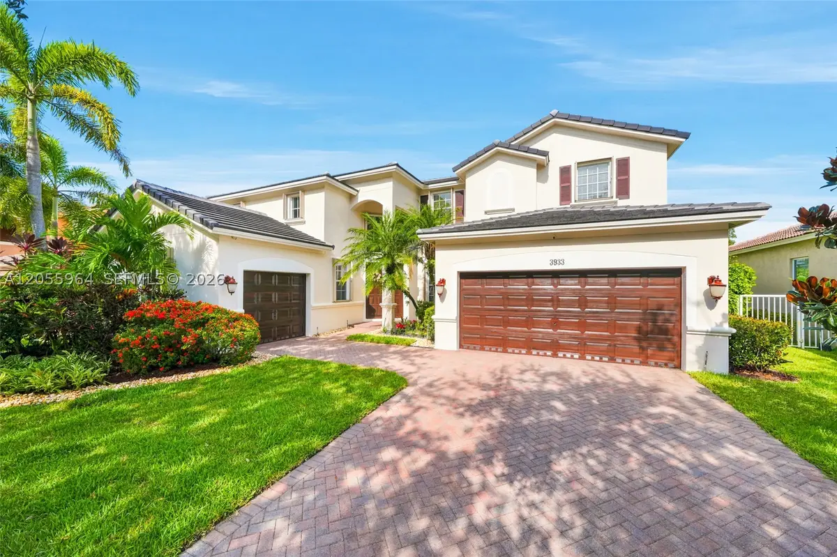 3933 E Hibiscus St, Weston, FL 33332 - #1