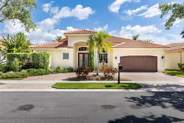 1359 Ginger Cir, Weston, FL 33326