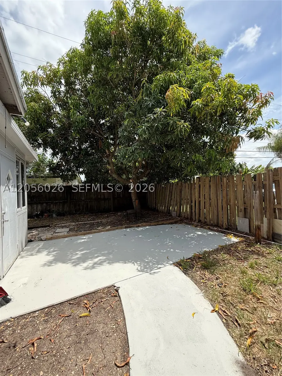 1640 NE 33rd St, Pompano Beach, FL 33064 - #3