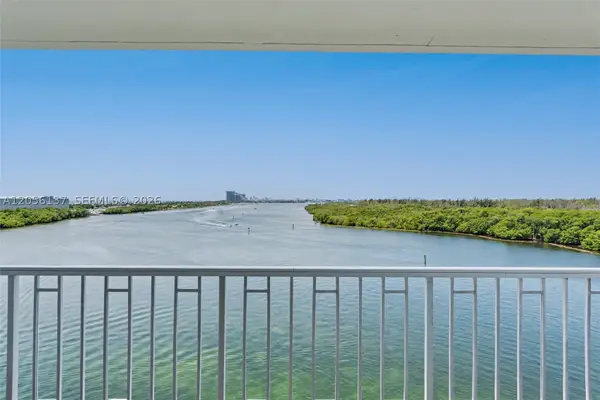 500 Bayview Dr #822, Sunny Isles Beach, FL 33160
