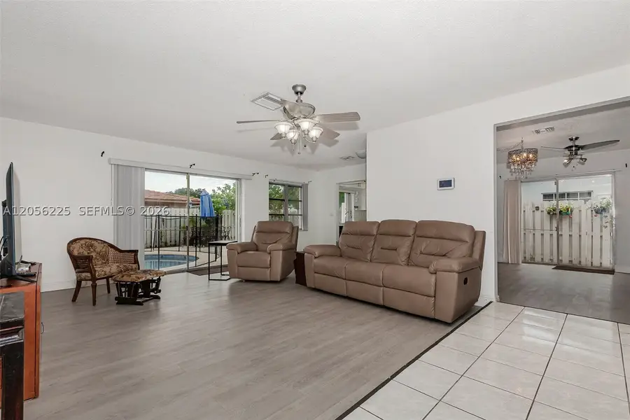 8210 NW 68th Ter, Tamarac, FL 33321 - #3