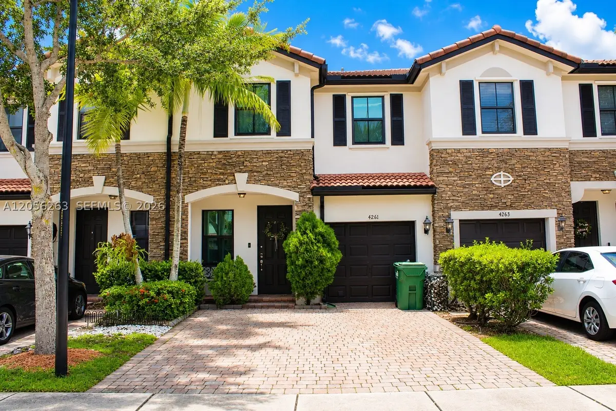 4261 SW 164th Ct, Miami, FL 33185 - #1