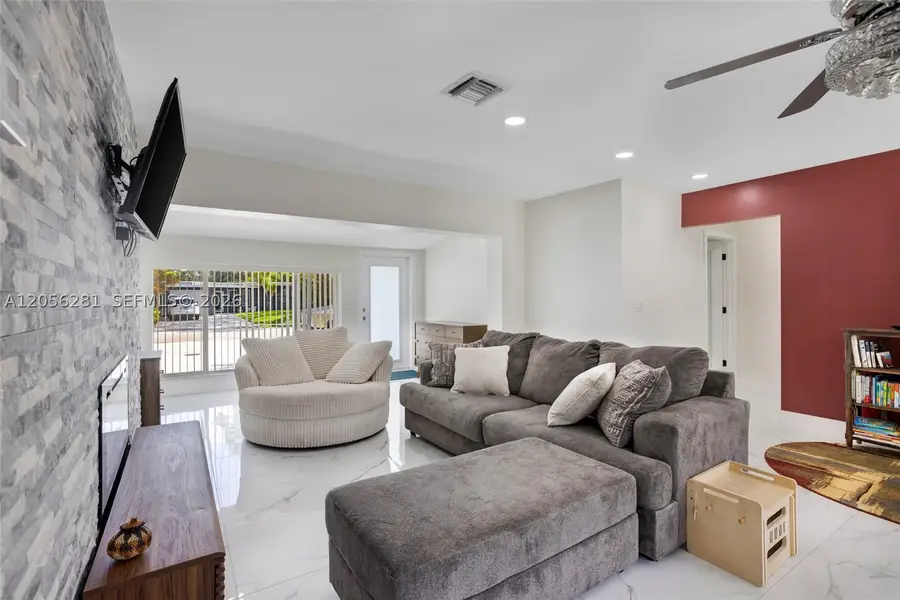 1008 SW 18th Ct, Fort Lauderdale, FL 33315 - #3