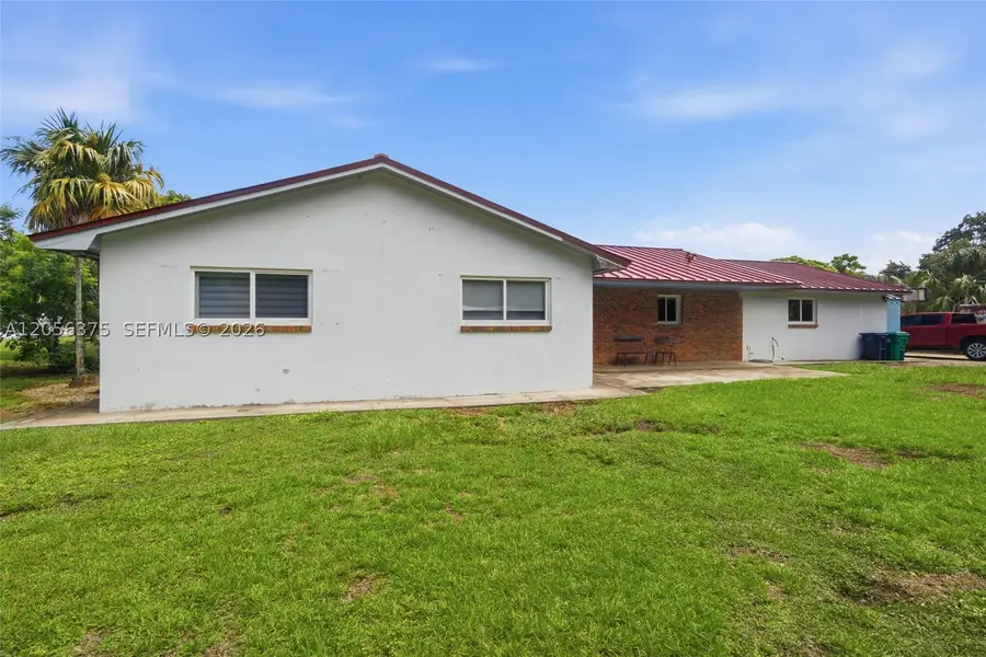19501 SW 236th St, Homestead, FL 33031 - #2