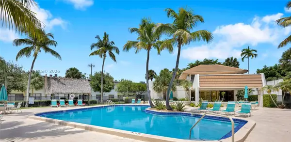 8261 SW 128th St #207, Pinecrest, FL 33156