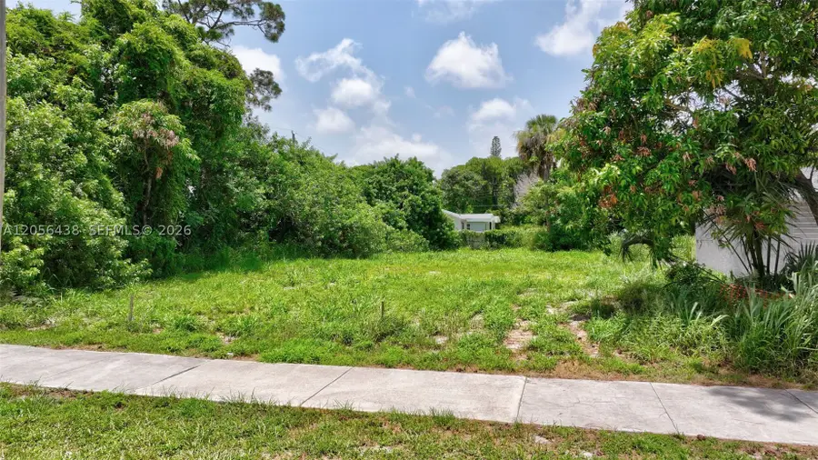 5684 SE 45th Ave, Stuart, FL 34997 - #3