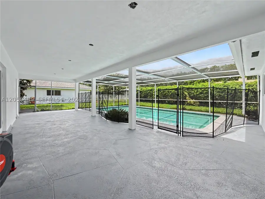 861 NW 72nd Ave, Plantation, FL 33317 - #2