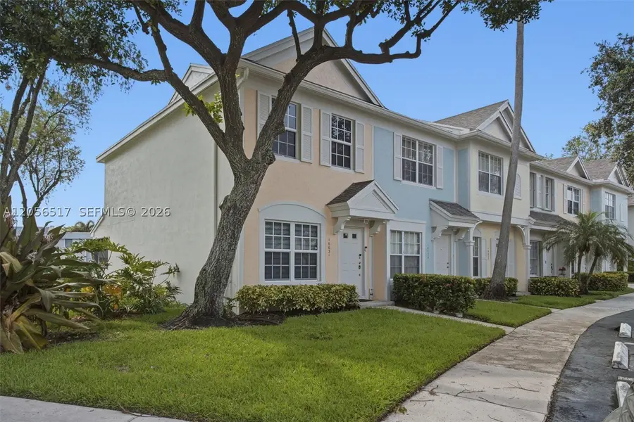 16631 Hemingway Dr, Weston, FL 33326 - #2