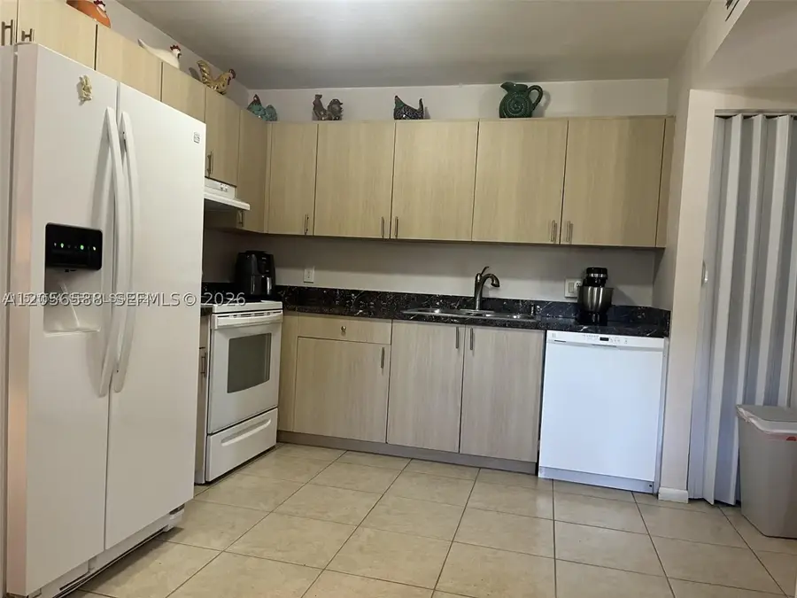 13500 SW 1st St #308U, Pembroke Pines, FL 33027 - #3