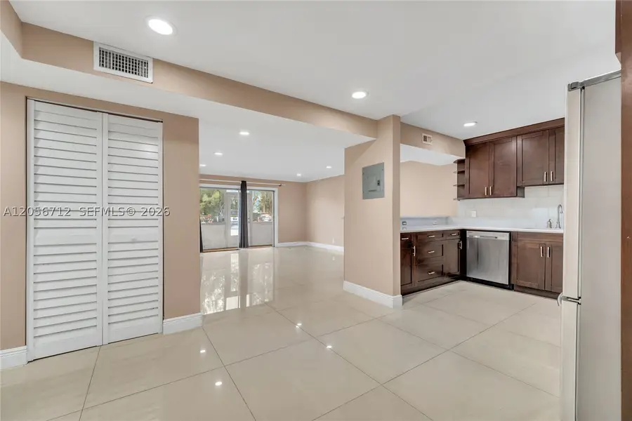 4848 NW 24th Ct #118, Lauderdale Lakes, FL 33313 - #2