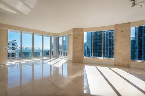 901 Brickell Key Blvd #3004, Miami, FL 33131