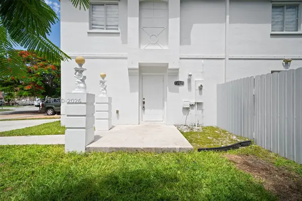 13529 SW 262nd St, Homestead, FL 33032