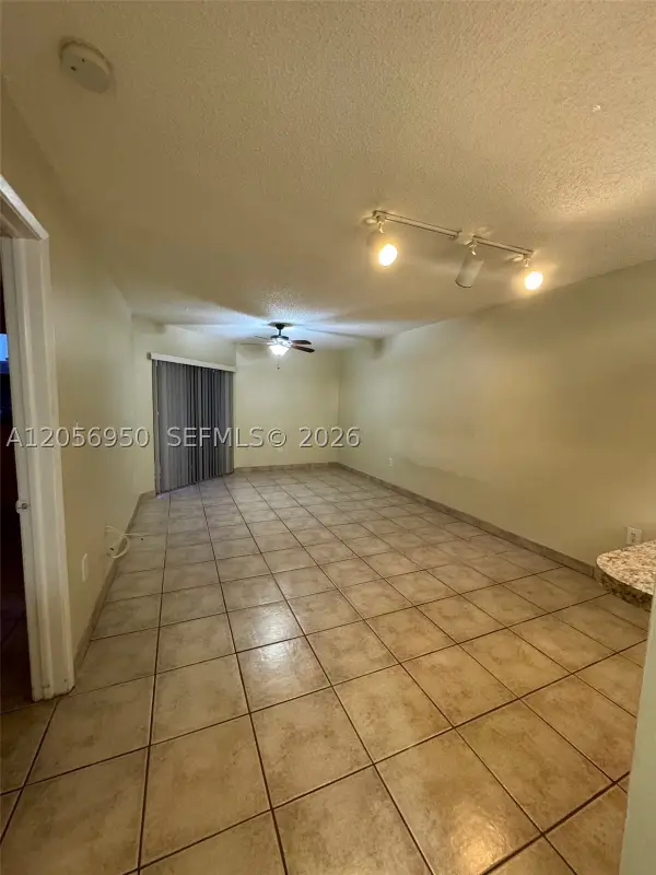 9945 Nob Hill Ct #9945, Sunrise, FL 33351