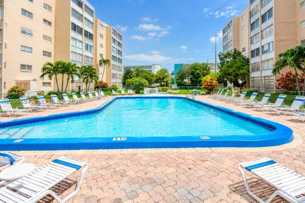 301 NE 14th Ave #507, Hallandale Beach, FL 33009