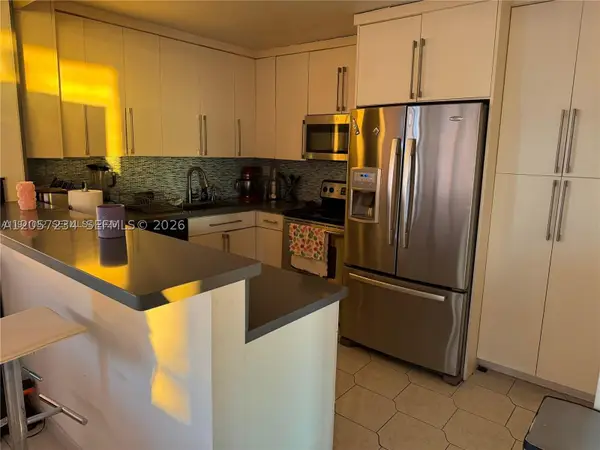 2750 NE 183rd St #1503, Aventura, FL 33160
