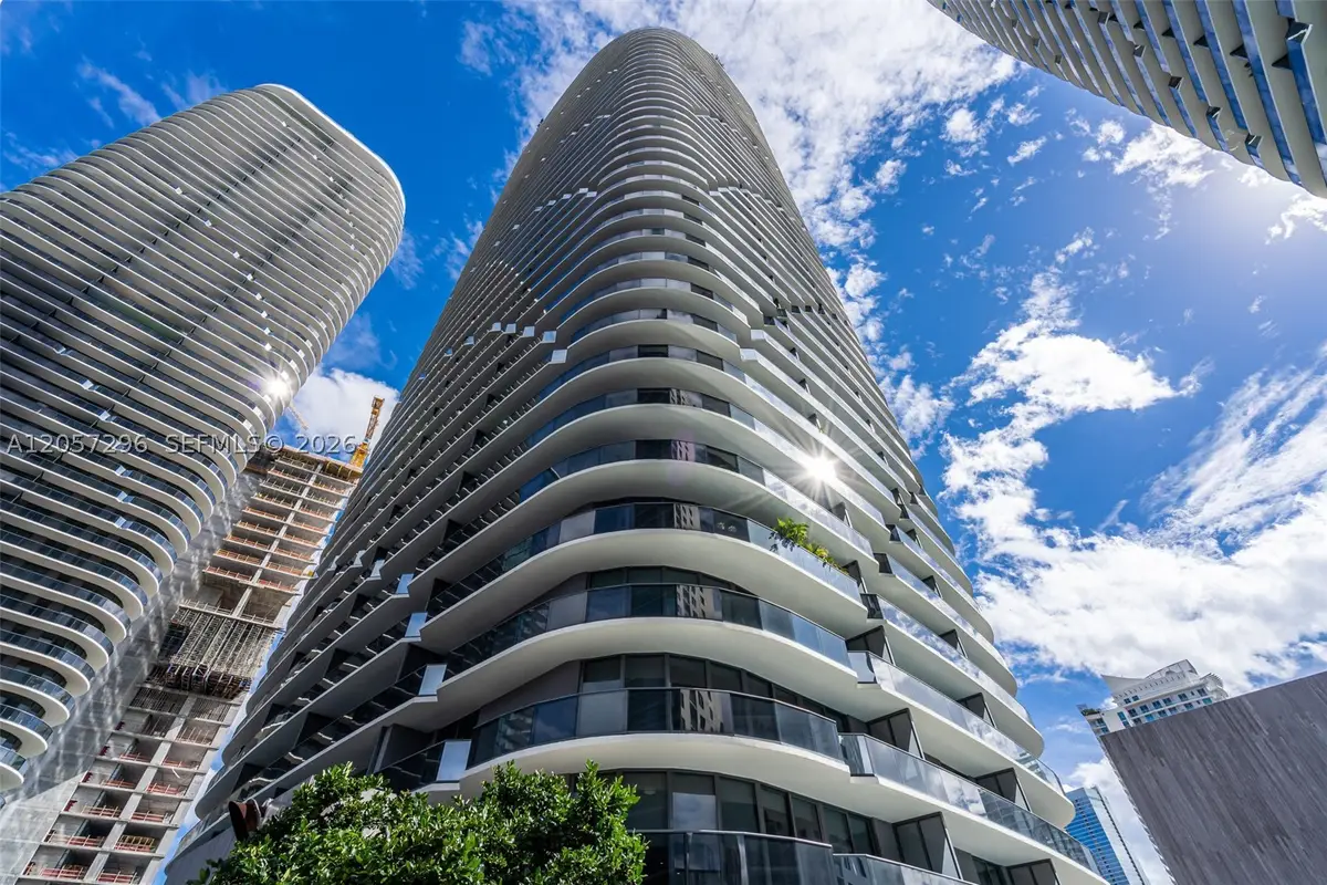 55 SW 9th St #2407, Miami, FL 33130 - #1