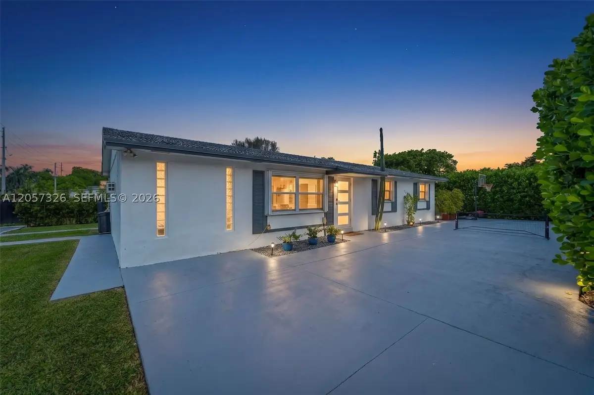 23170 SW 155th Ave, Miami, FL 33170 - #1