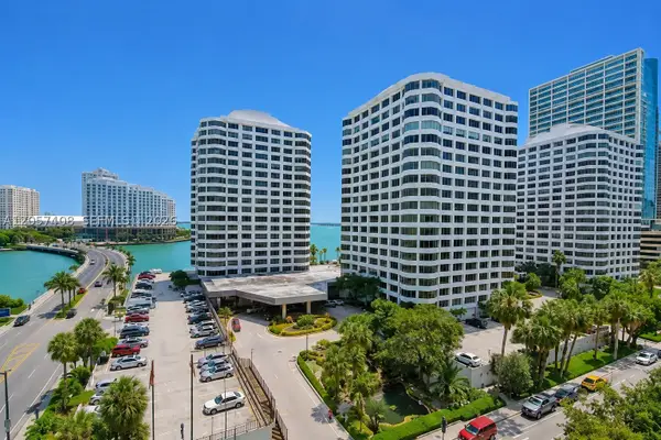 825 Brickell Bay Dr #1151, Miami, FL 33131