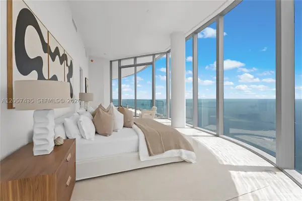 175 SE 25th St #4302, Miami, FL 33129