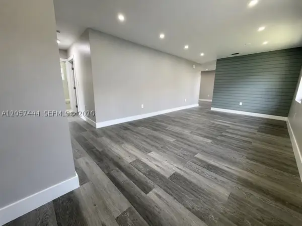 2288 W 4th Ct, Hialeah, FL 33010
