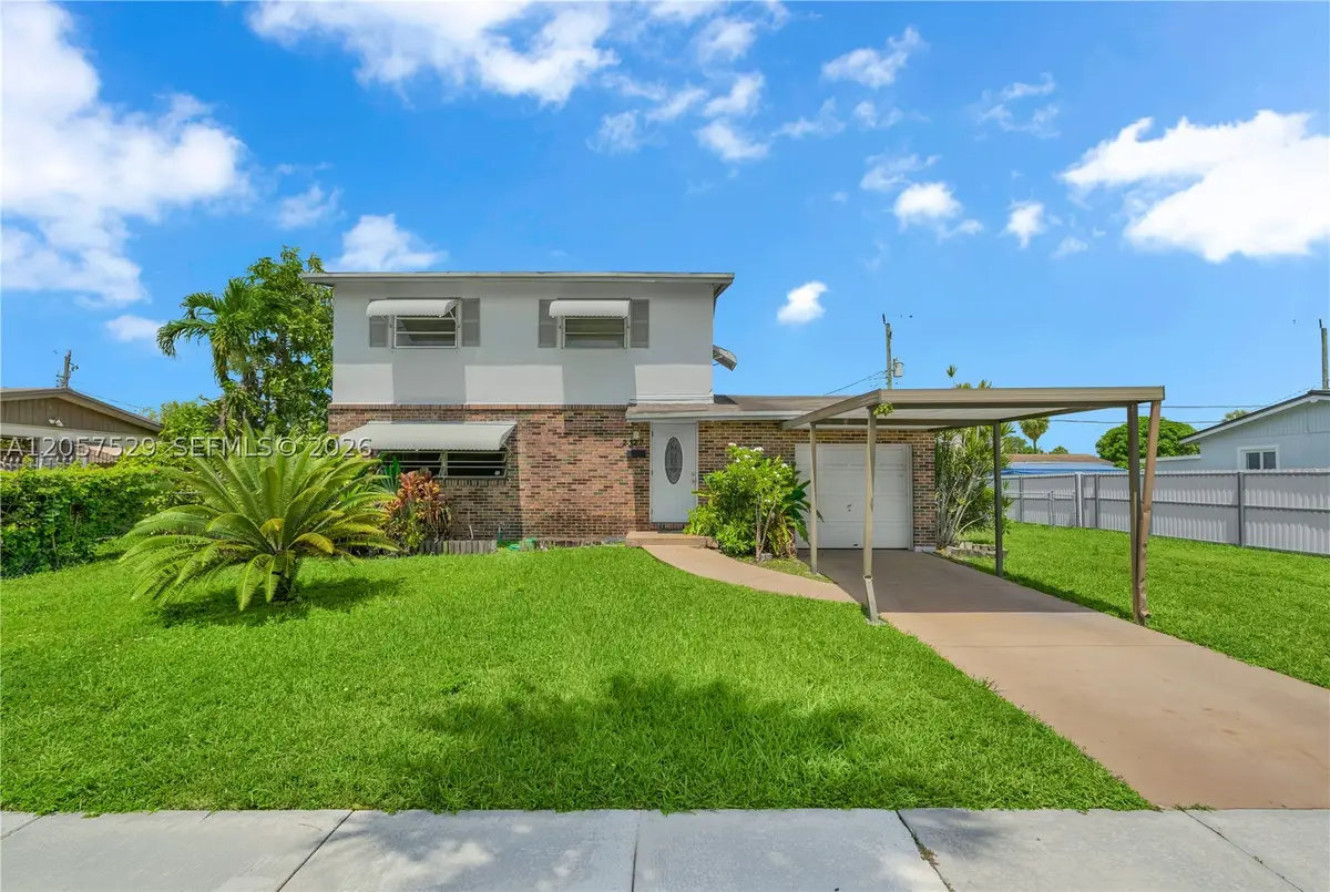 2322 SW 128th Ave, Miami, FL 33175 - #1