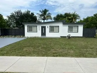 4041 SW 59th Ave, West Park, FL 33023