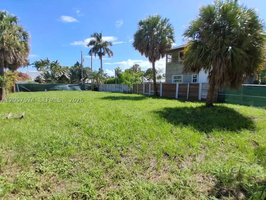 531 31st St, West Palm Beach, FL 33407 - #2