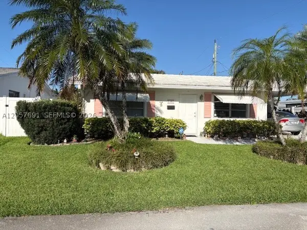 5405 NW 23rd Ter, Tamarac, FL 33309