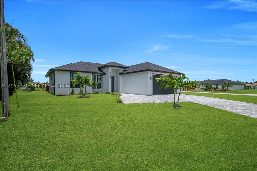 824 SW 15th St, Cape Coral, FL 33991 - #2