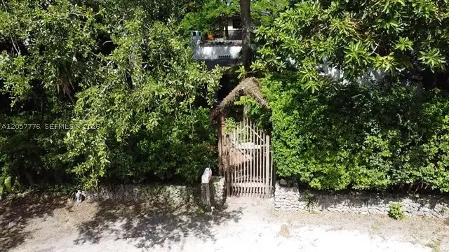 3564 Linden Ln, Miami, FL 33133 - #2