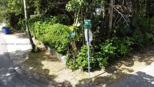 3564 Linden Ln, Miami, FL 33133 - #3
