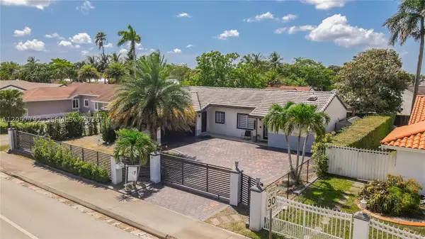 6320 NW 199th St, Hialeah, FL 33015