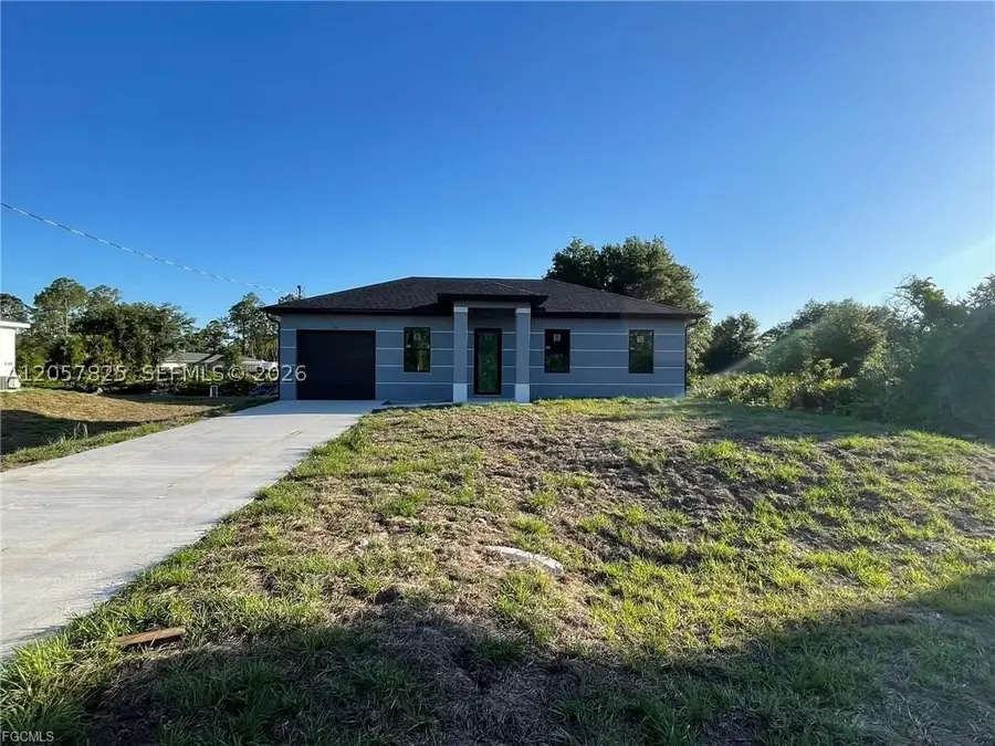707 Ledge St, Lehigh Acres, FL 33972 - #2
