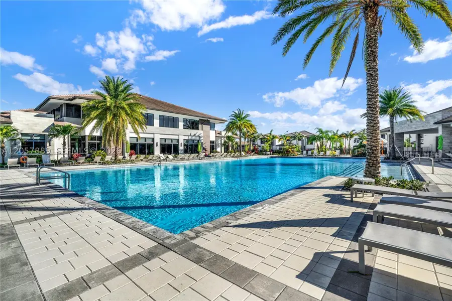 4971 NW 84th Ave, Doral, FL 33166 - #2