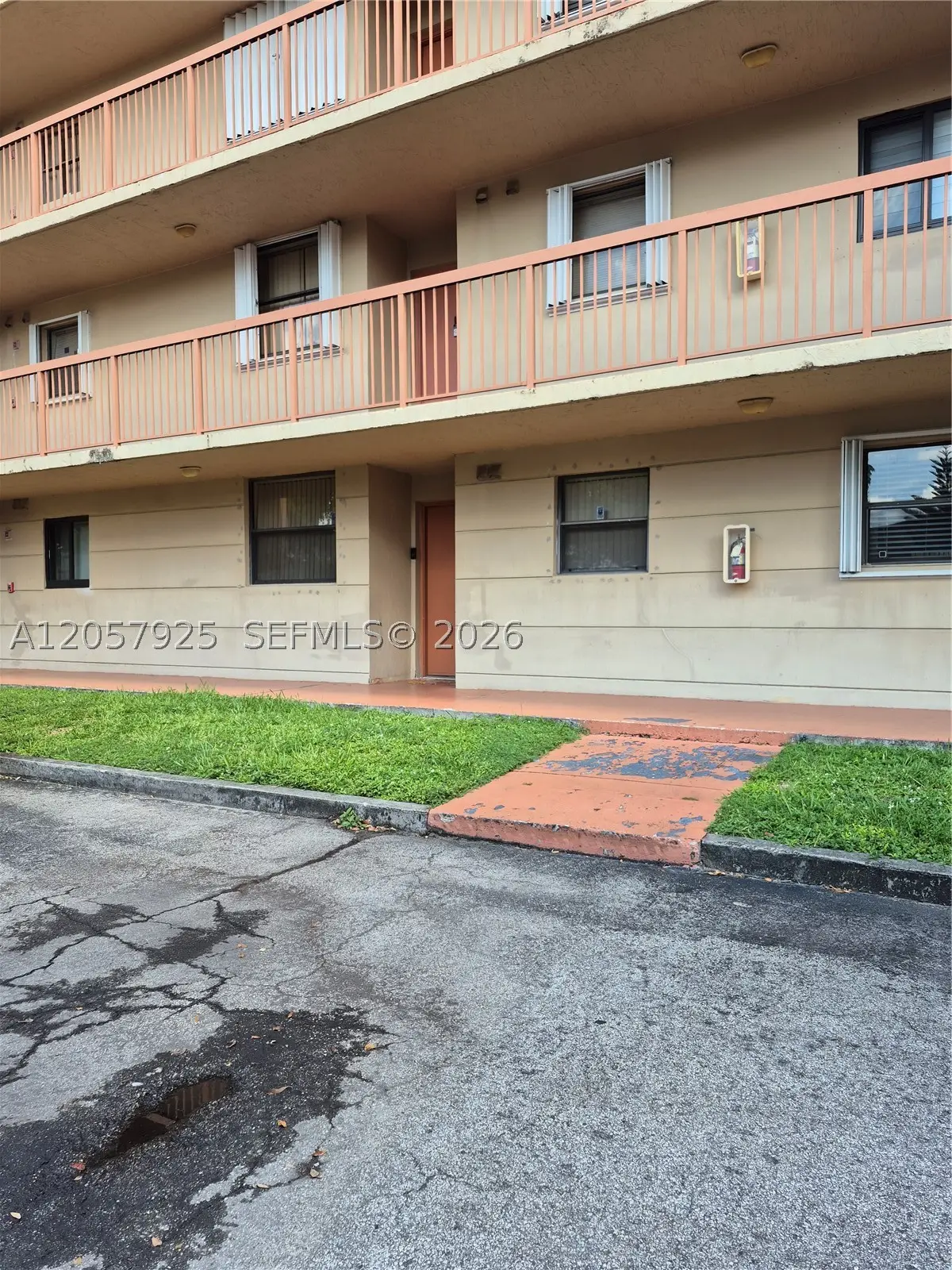 10253 NW 9th St Cir #102-6, Miami, FL 33172 - #1