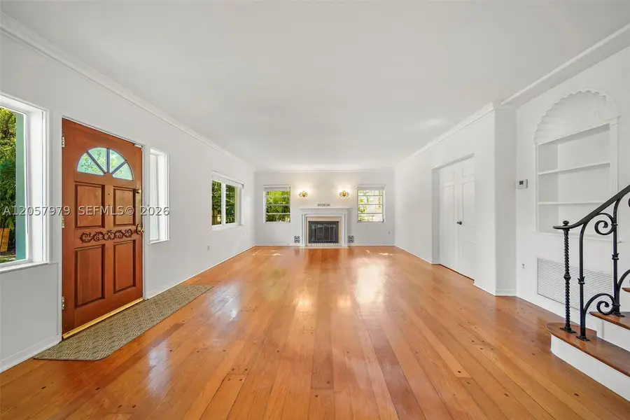 5842 Alton Rd, Miami Beach, FL 33140 - #2