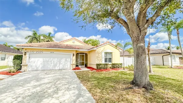 18795 NW 24th Ct, Pembroke Pines, FL 33029