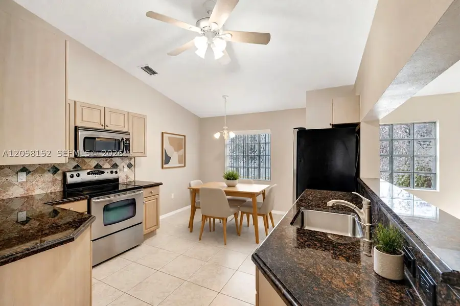 16249 NW 24th St, Pembroke Pines, FL 33028 - #3