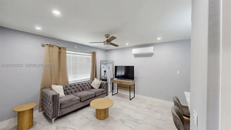 1904 SW 28th St, Fort Lauderdale, FL 33315 - #3