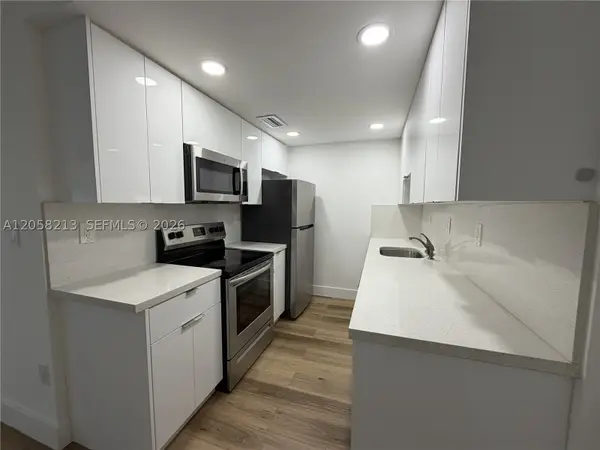 10822 N Kendall Dr #S23, Miami, FL 33176